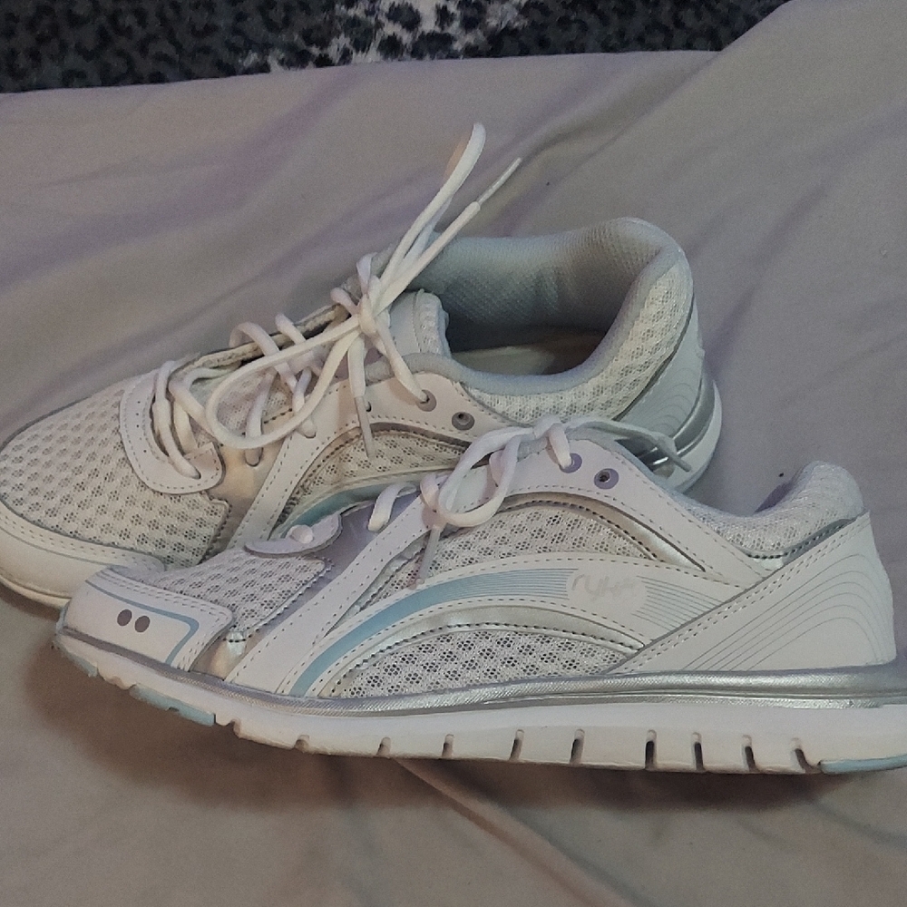 4/$12 Ryka  White Athletic Sneakers - Picture 3 of 10